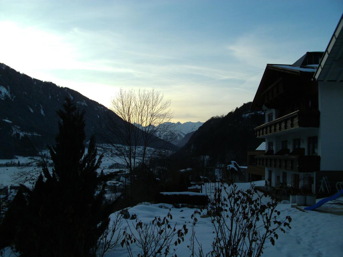 Haus Gerold Hotel Oetz Zewnętrze zdjęcie